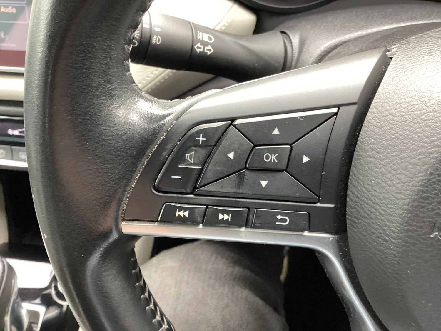 Used Nissan Micra 2019 for sale - 76302441: Photo 21