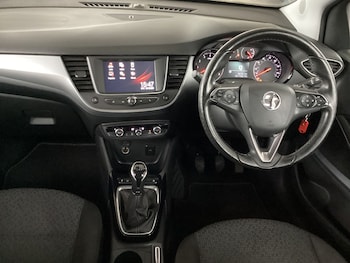 Used Vauxhall Crossland X 2018 for sale - 76161271: Photo 2