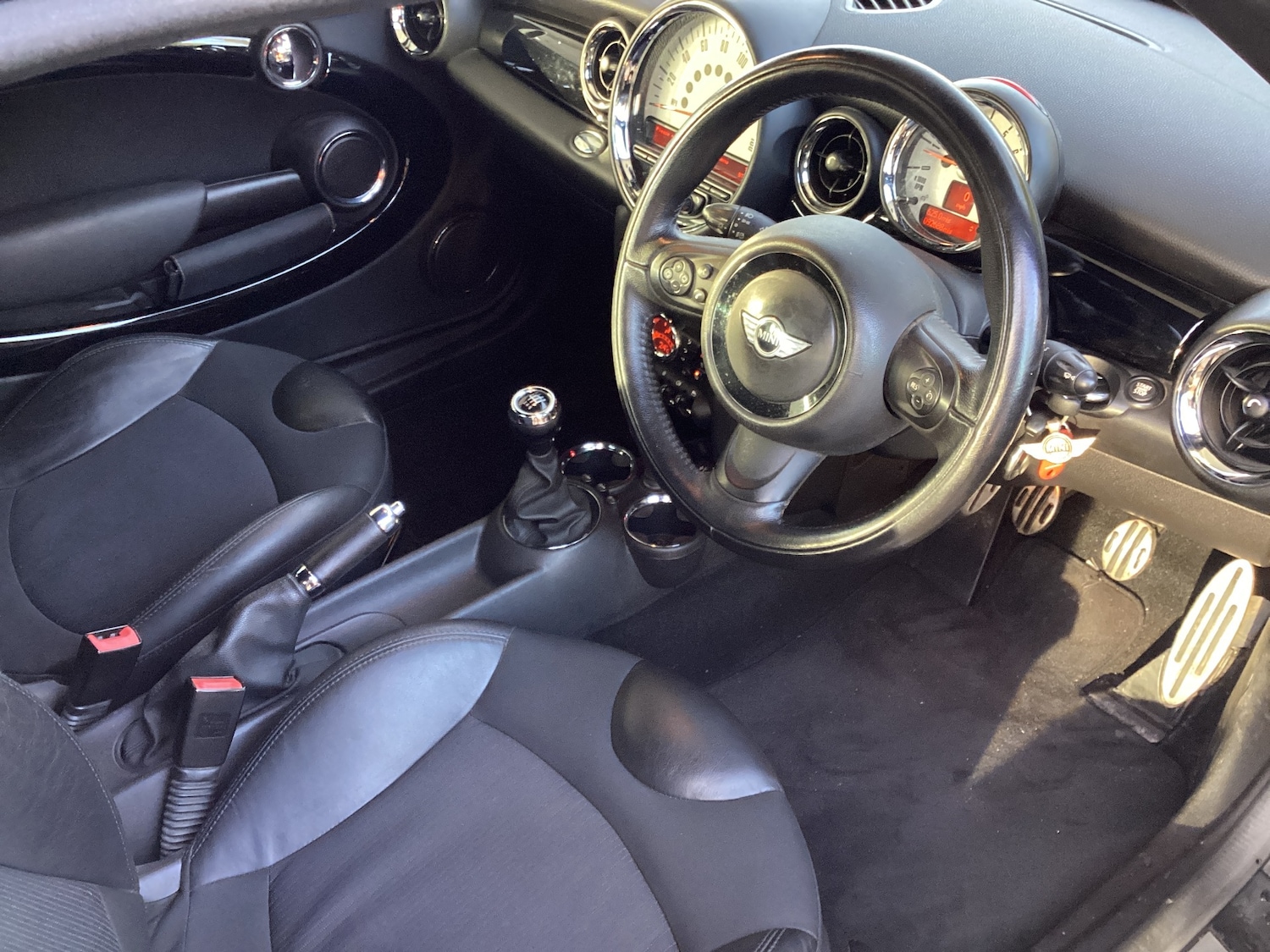 Used MINI Coupe 2013 for sale - 77001617: Photo 2