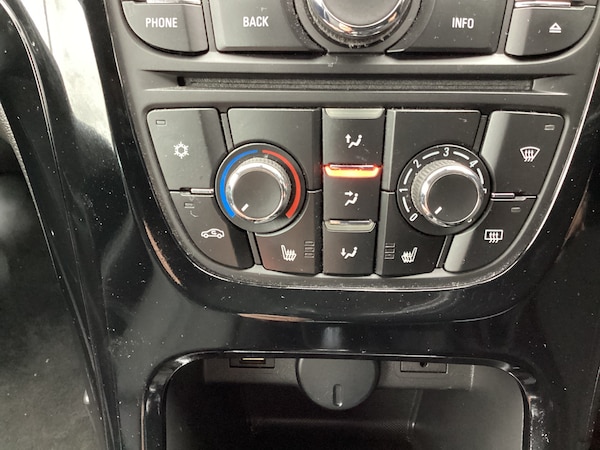 Used Vauxhall Astra GTC 2015 for sale - 76077528: Photo 12