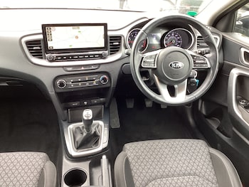 Used Kia Ceed 2020 for sale - 78565617: Photo