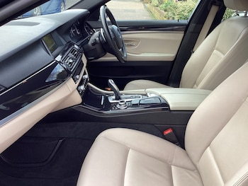 Used BMW 5 Series 2015 for sale - 77651500: Photo