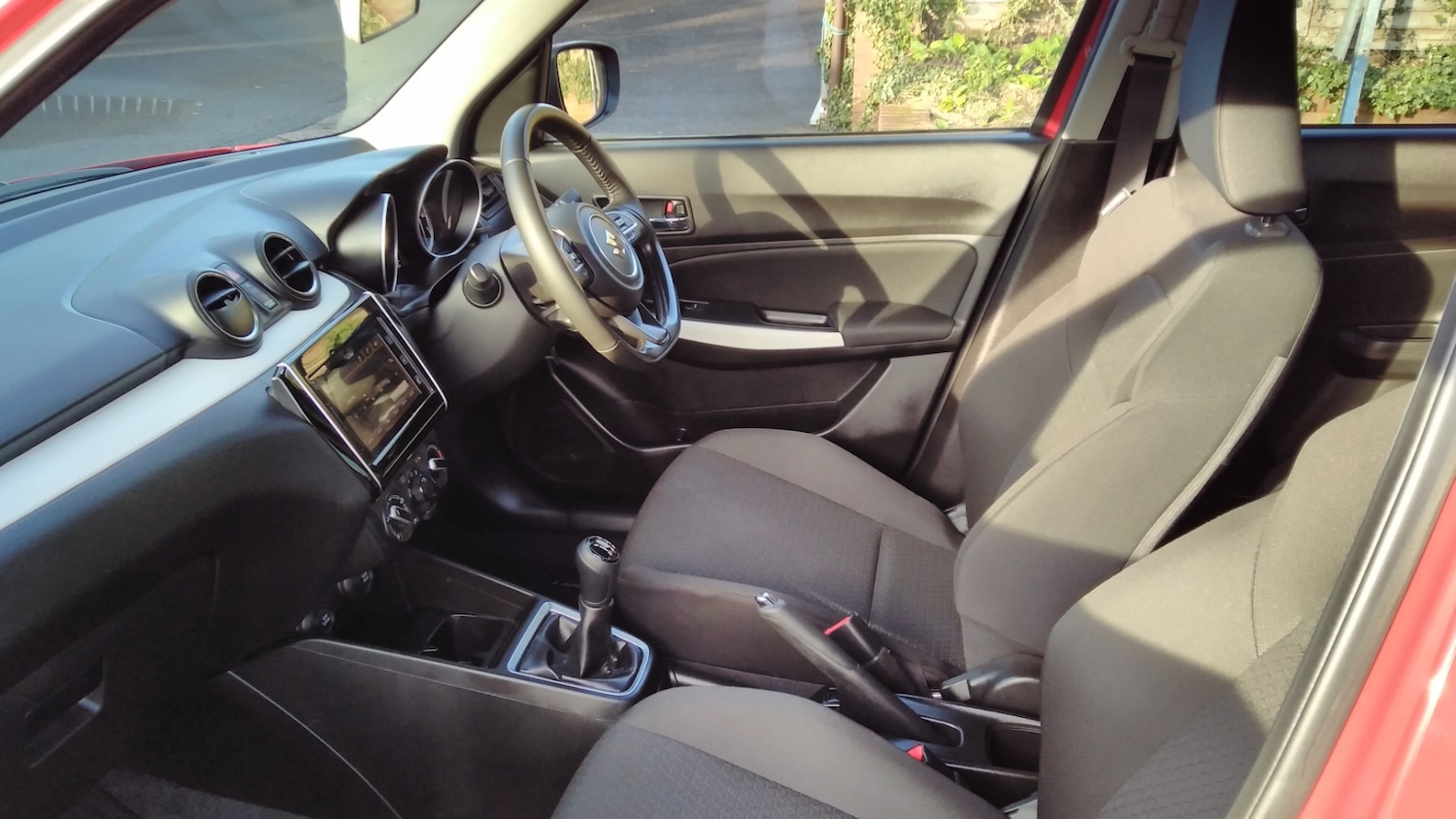 Used Suzuki Swift 2023 for sale - 77258610: Photo 4