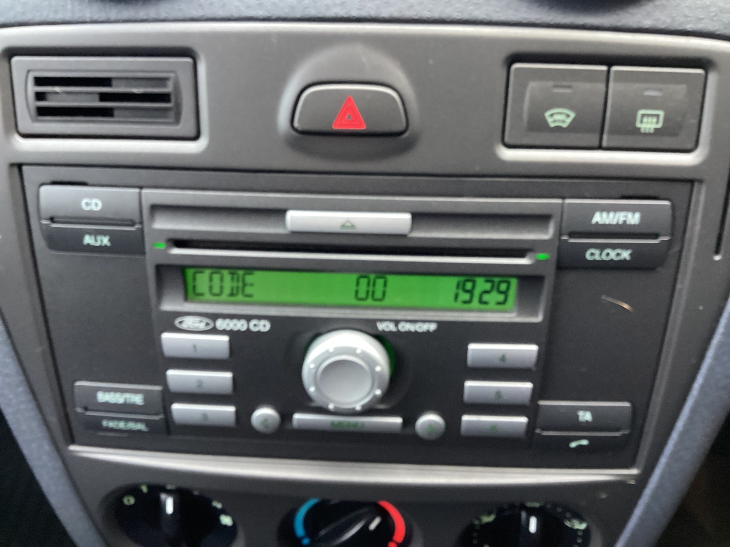 Used Ford Fusion 2010 for sale - 77296574: Photo 12