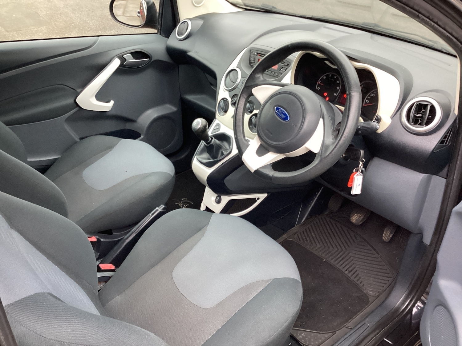 Used Ford Ka 2013 for sale - 77365555: Photo 8