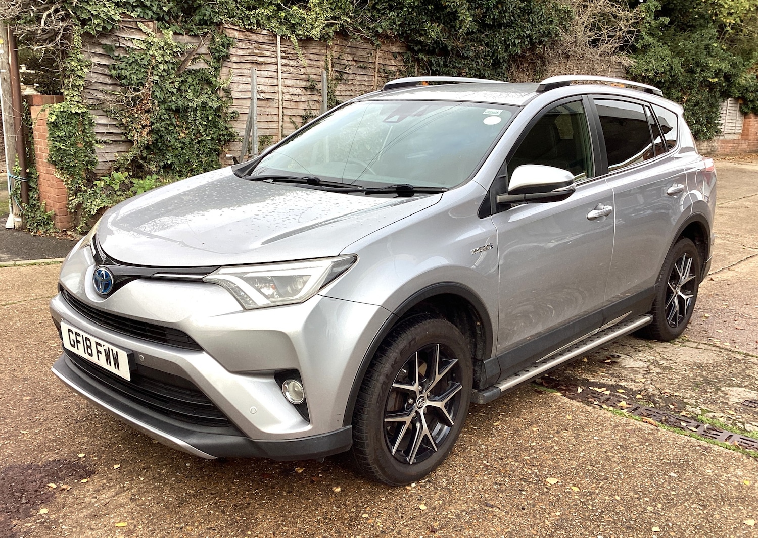 Used Toyota RAV4 2018 for sale - 76663349: Photo 1