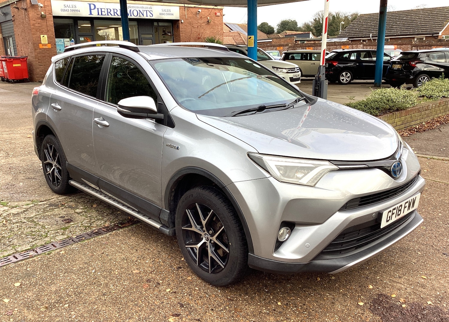 Used Toyota RAV4 2018 for sale - 76663349: Photo 10