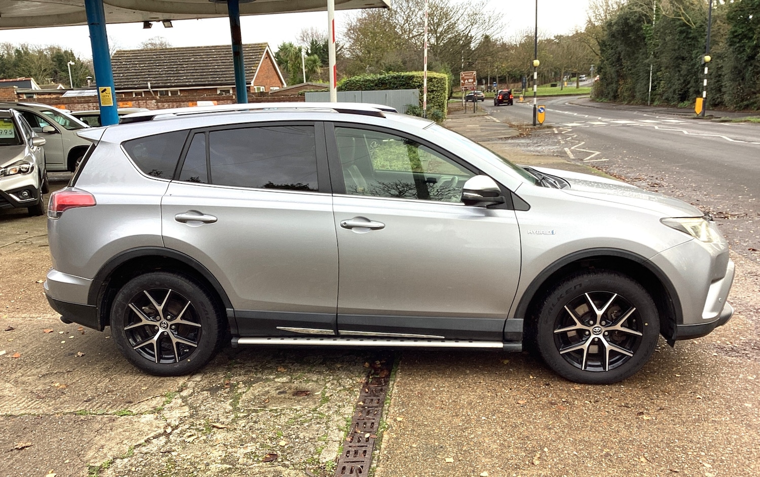 Used Toyota RAV4 2018 for sale - 76663349: Photo 8