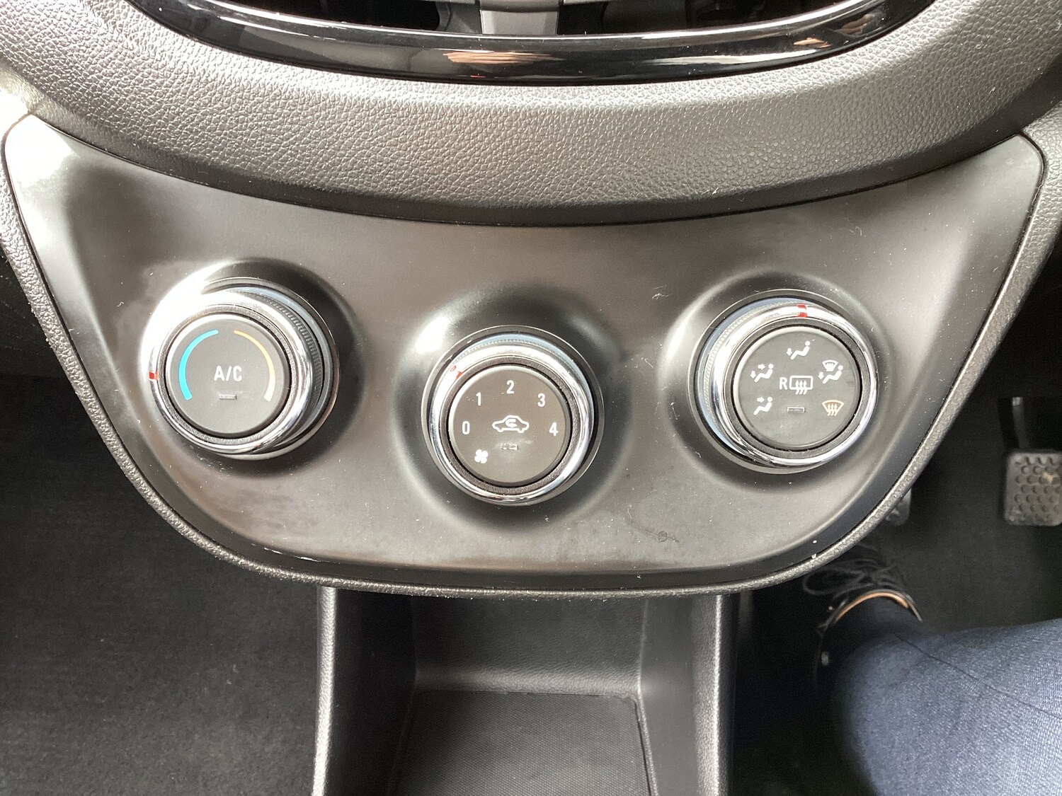 Used Vauxhall Viva 2016 for sale - 78000065: Photo 11