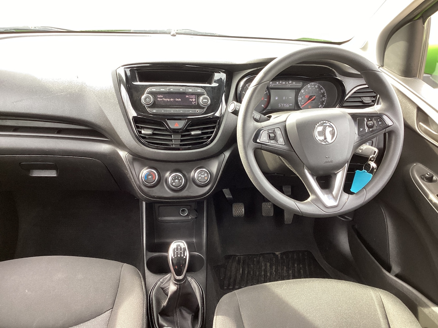 Used Vauxhall Viva 2016 for sale - 78000065: Photo 2