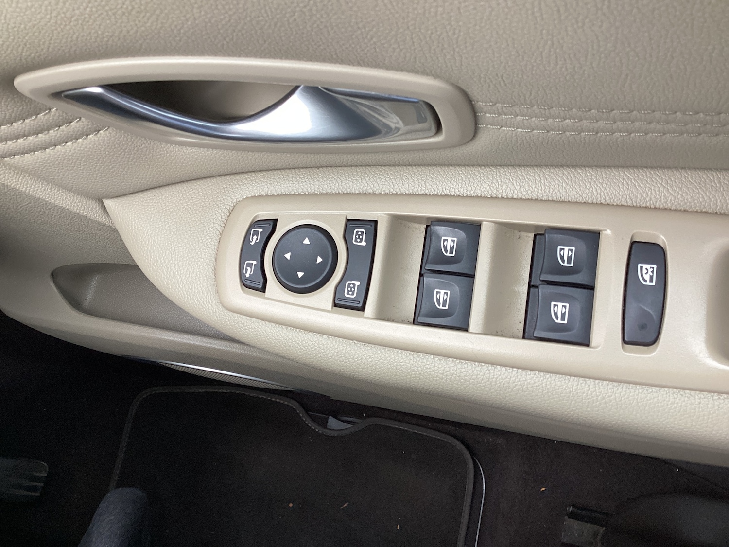 Used Renault Grand Scenic 2010 for sale - 76403476: Photo 16