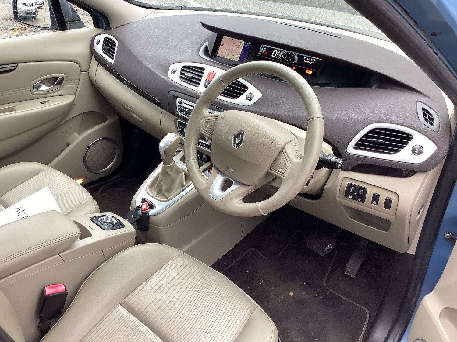 Used Renault Grand Scenic 2010 for sale - 76403476: Photo 9