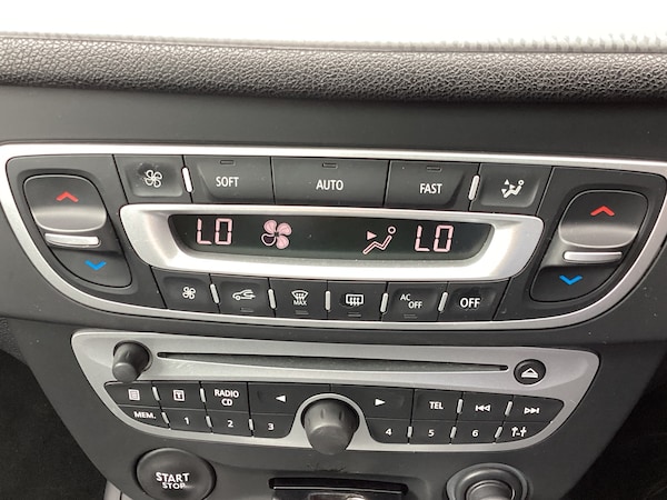 Used Renault Megane 2009 for sale - 75118552: Photo 13