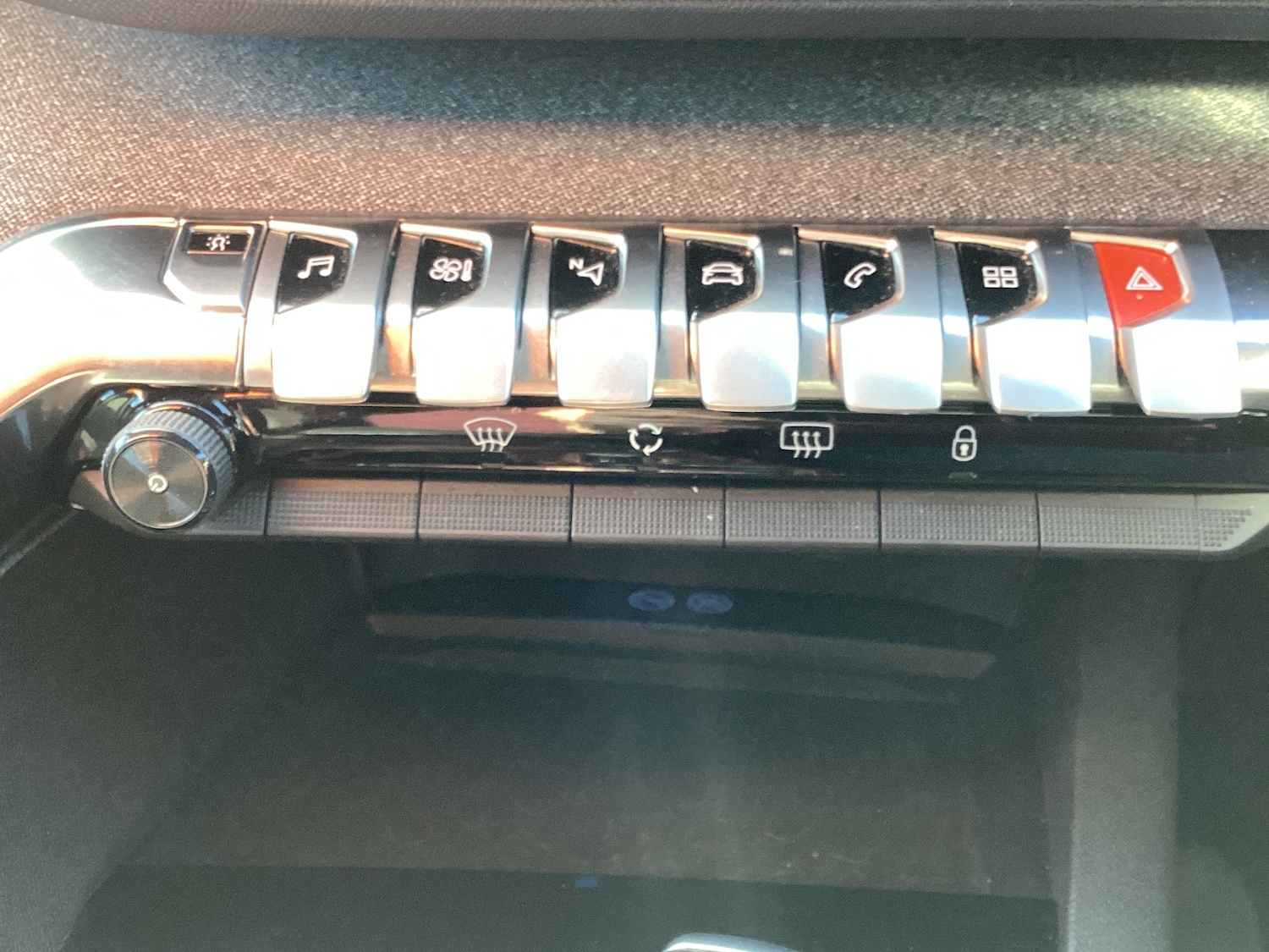 Used Peugeot 3008 2018 for sale - 77445529: Photo 13