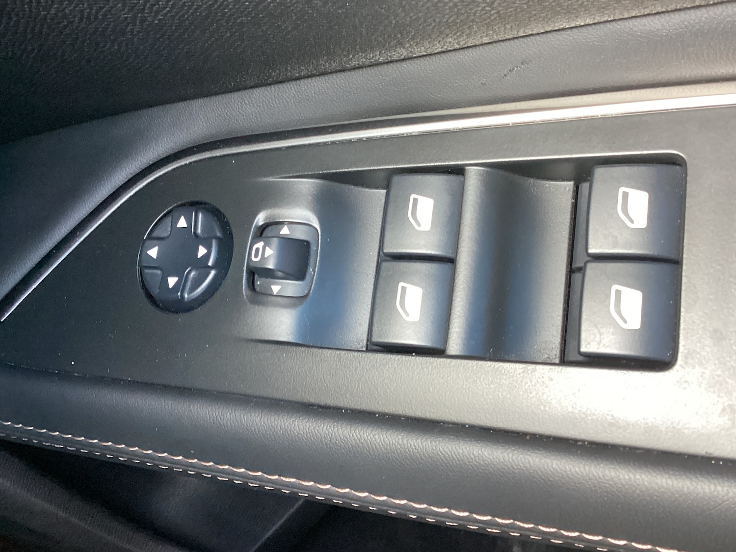 Used Peugeot 3008 2018 for sale - 77445529: Photo 14