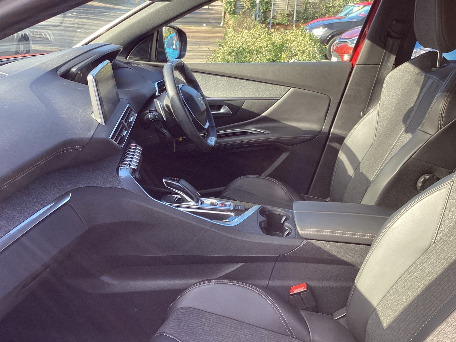 Used Peugeot 3008 2018 for sale - 77445529: Photo 4