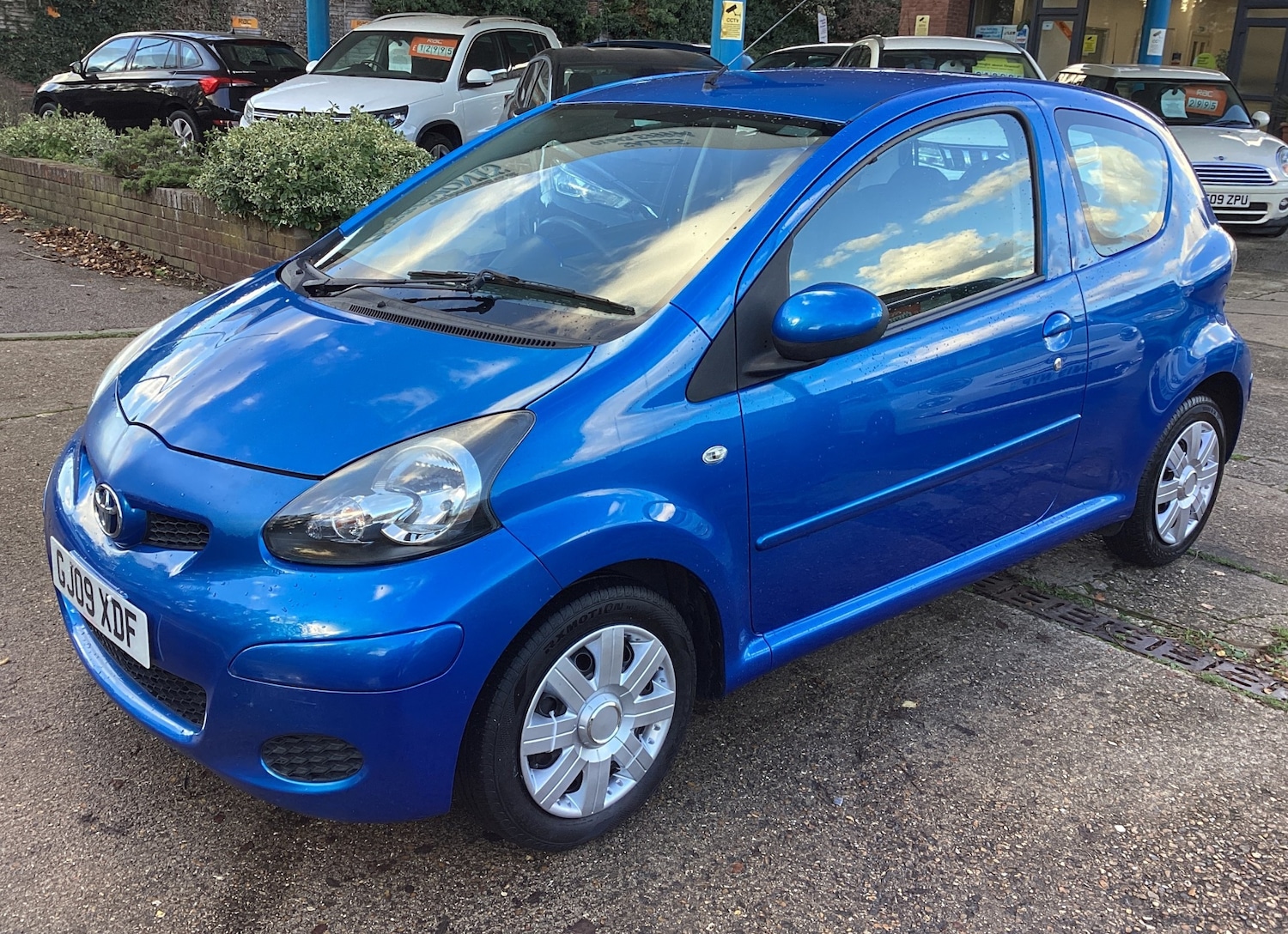 Used Toyota AYGO 2009 for sale - 76663630: Photo 1