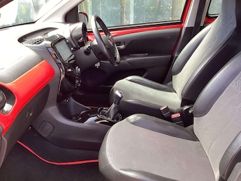 Used Toyota AYGO 2015 for sale - 79504582: Photo