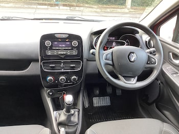Used Renault Clio 2018 for sale - 75715451: Photo