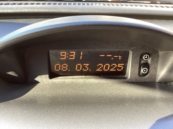 Used Vauxhall Corsa 2004 for sale - 73961536: Photo 12
