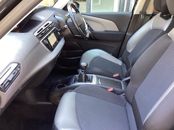 Used Citroen C4 2018 for sale - 78340123: Photo