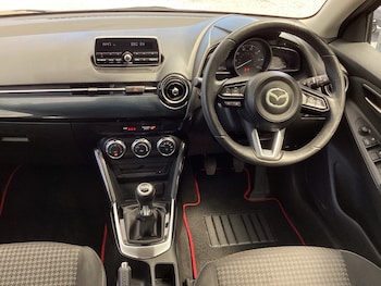 Used Mazda Mazda2 2018 for sale - 79101886: Photo