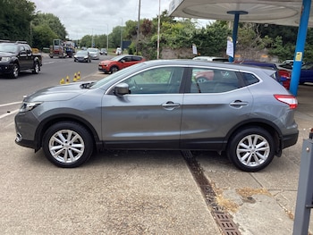Used Nissan Qashqai 2015 for sale - 75649941: Photo