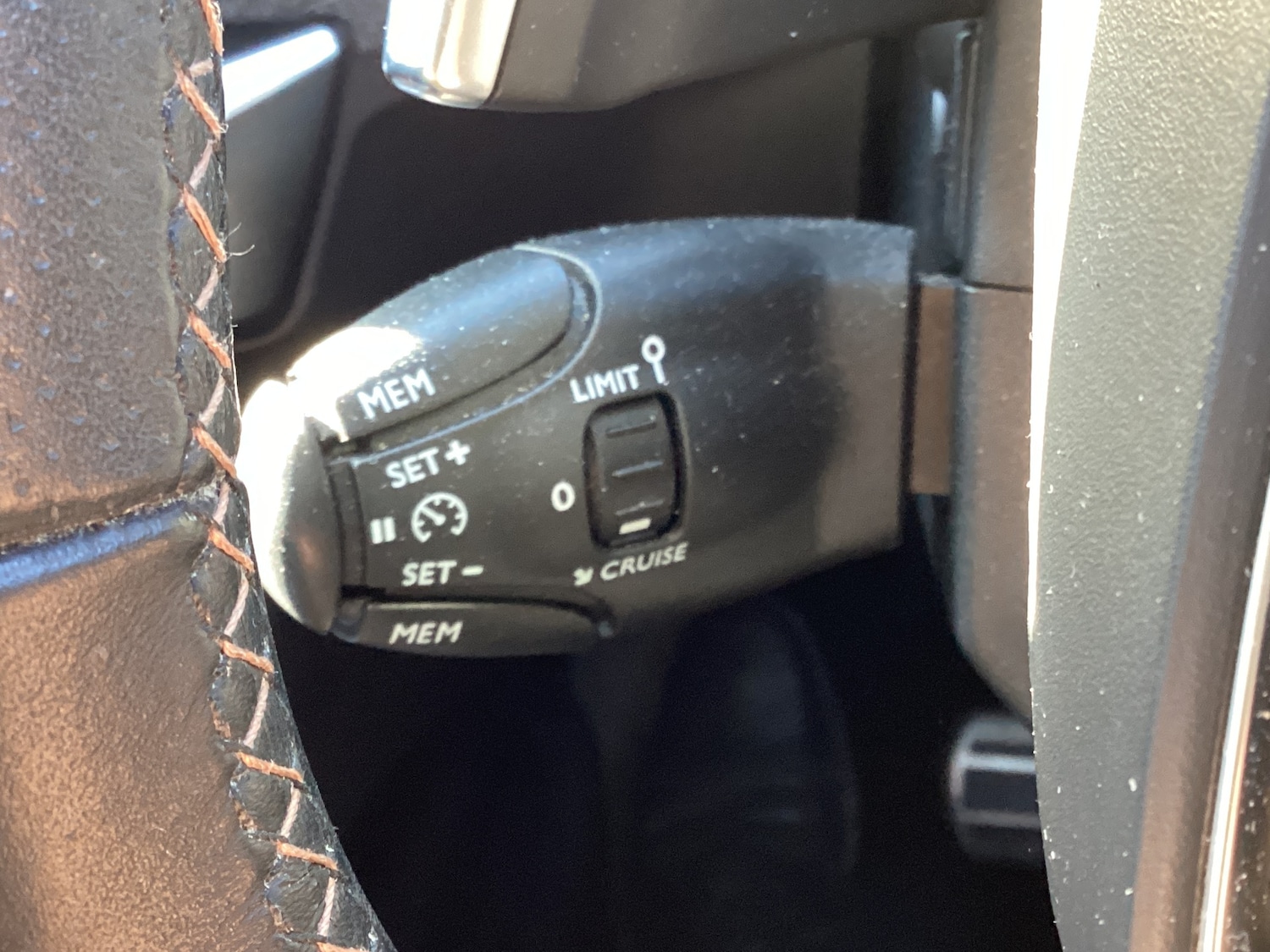 Used Peugeot 3008 2017 for sale - 77758860: Photo 16