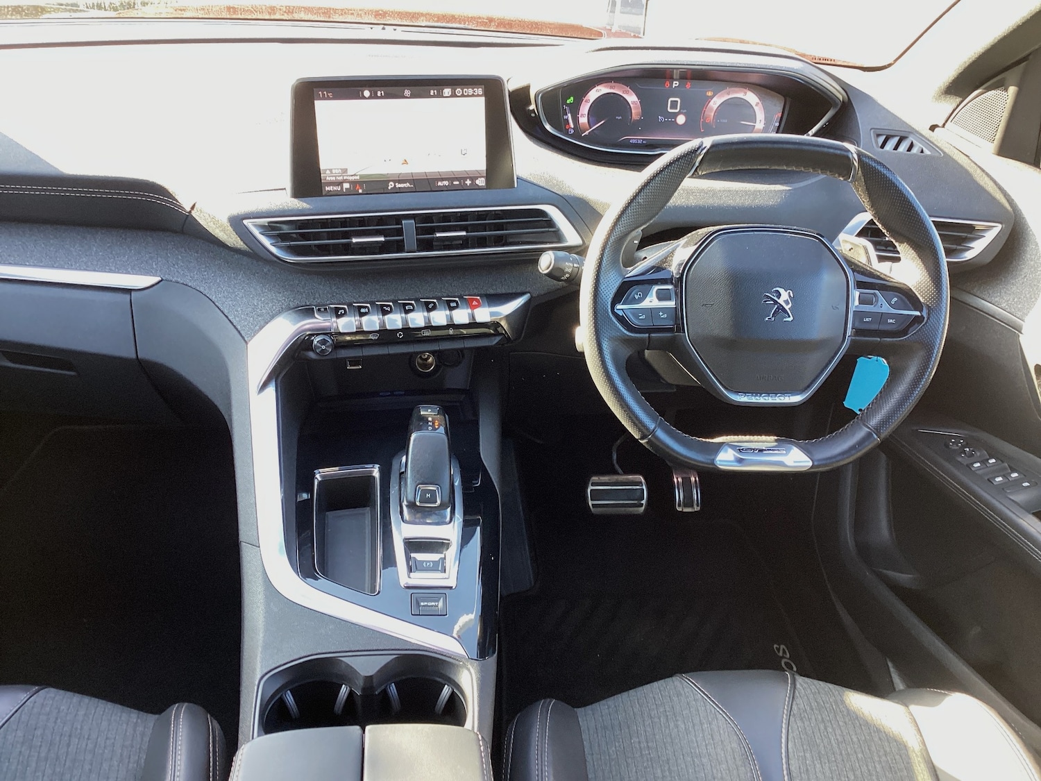 Used Peugeot 3008 2017 for sale - 77758860: Photo 2