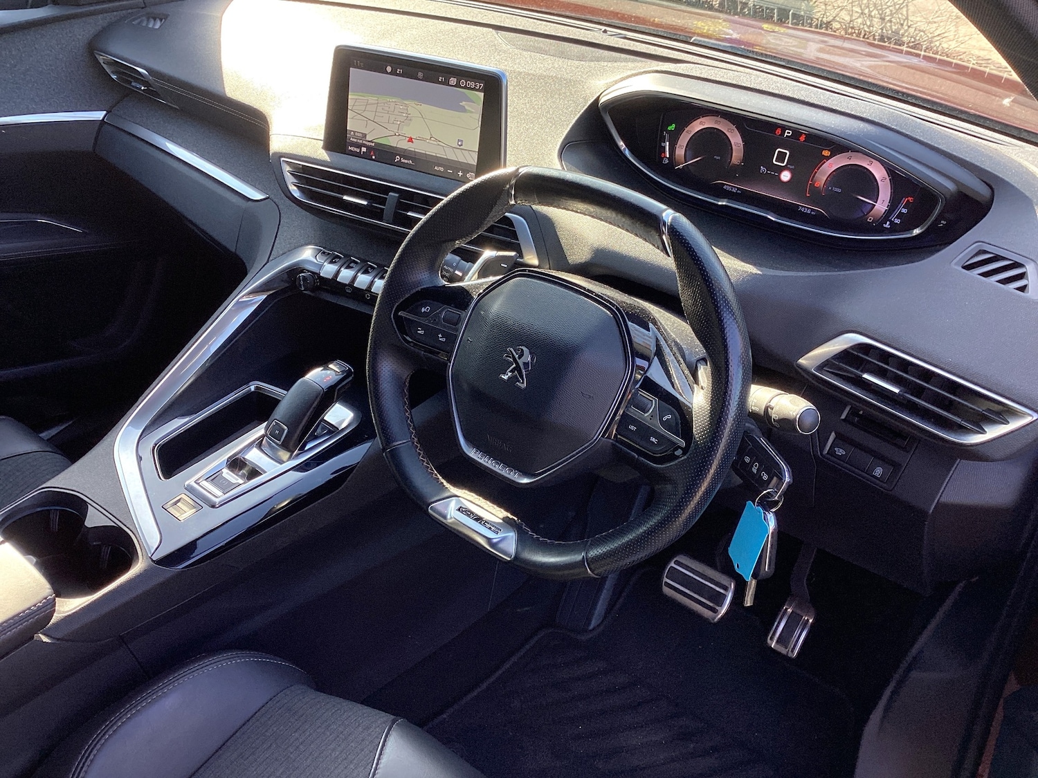 Used Peugeot 3008 2017 for sale - 77758860: Photo 8