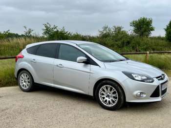 2011 (61) - 1.6 TDCi Titanium Euro 5 (s/s) 5dr