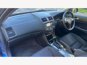Used Honda Accord 2005 for sale - 76244944: Photo 3