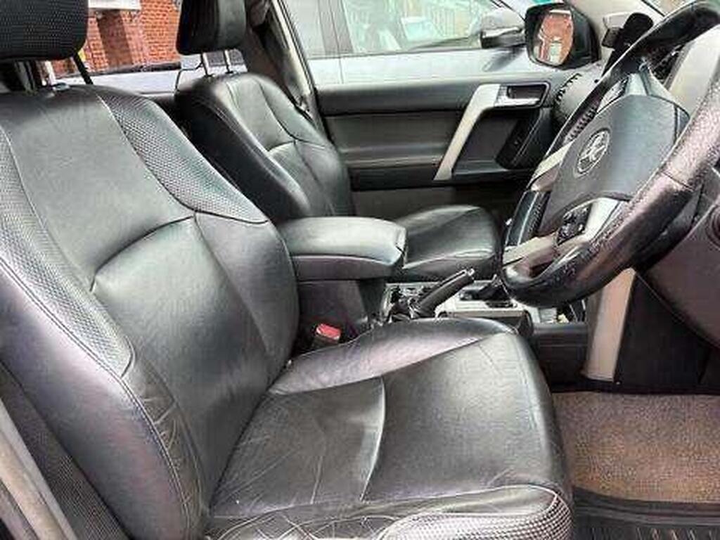 Used Toyota Land Cruiser 2012 for sale - 77128454: Photo 17