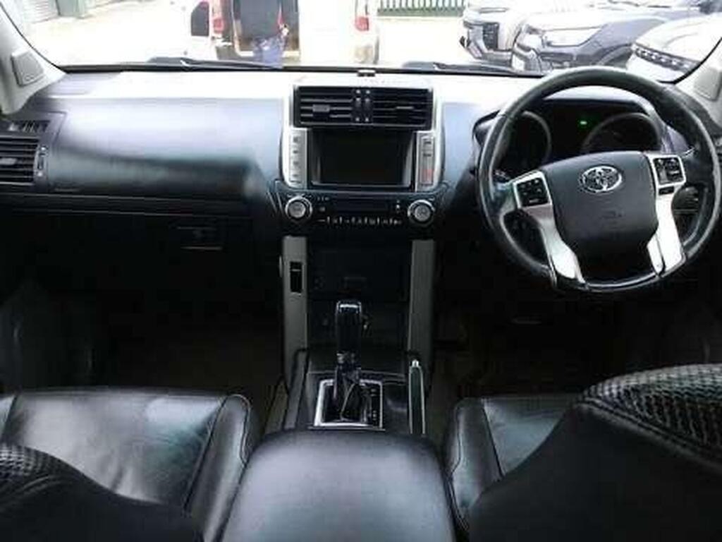 Used Toyota Land Cruiser 2012 for sale - 77128454: Photo 3