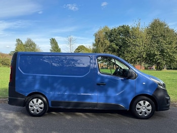 Vauxhall - Vivaro