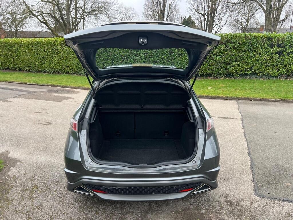 Used Honda Civic 2010 for sale - 78141043: Photo 16