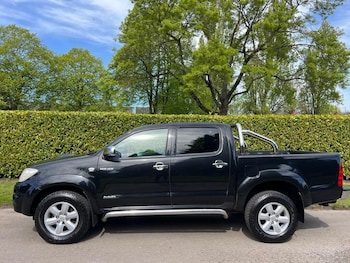 Used Toyota Hilux 2010 for sale - 78508777: Photo