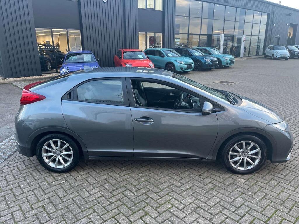 Used Honda Civic 2012 for sale - 76581168: Photo 8