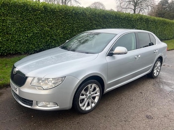Used Skoda Superb 2009 for sale - 76735907: Photo