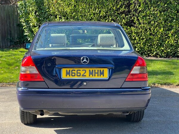 Used Mercedes-Benz C-Class 1994 for sale - 74153679: Photo 10