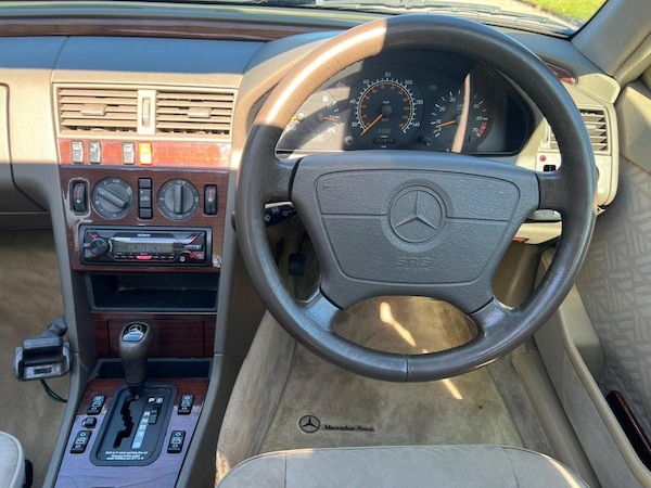Used Mercedes-Benz C-Class 1994 for sale - 74153679: Photo 11