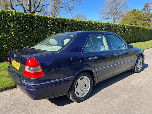 Used Mercedes-Benz C-Class 1994 for sale - 74153679: Photo 13