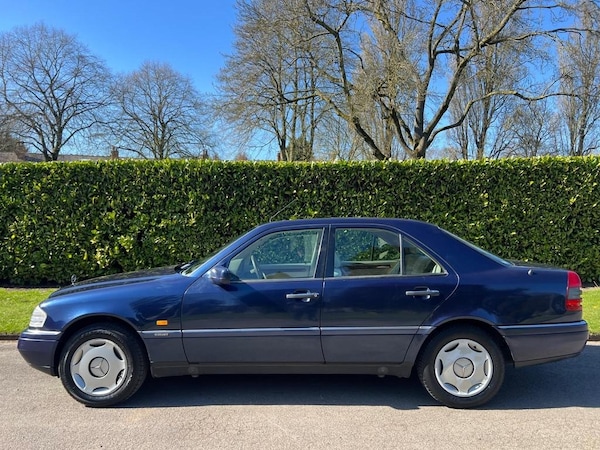 Used Mercedes-Benz C-Class 1994 for sale - 74153679: Photo 4