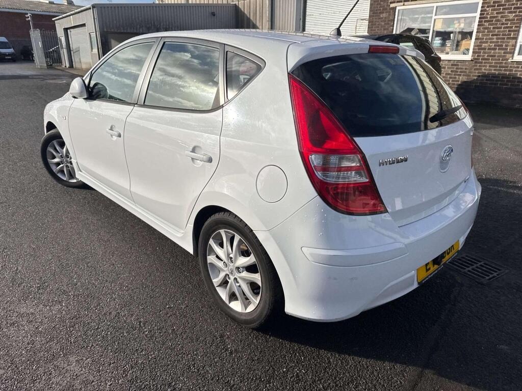 Used Hyundai i30 2011 for sale - 76470707: Photo 10