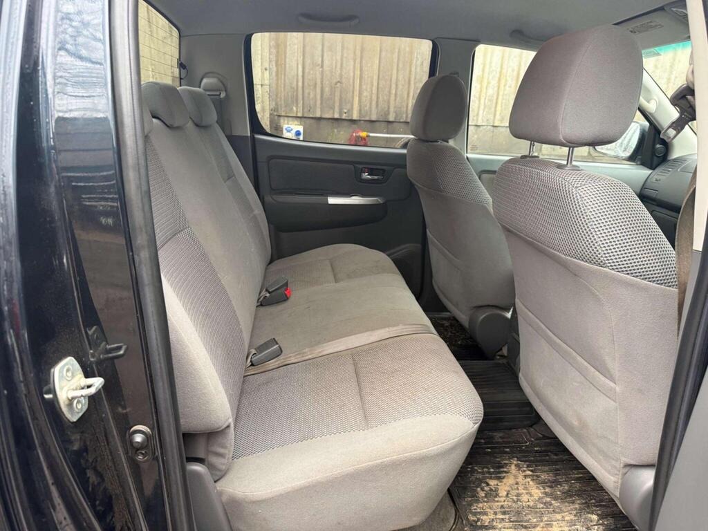 Used Toyota Hilux 2013 for sale - 77301400: Photo 13