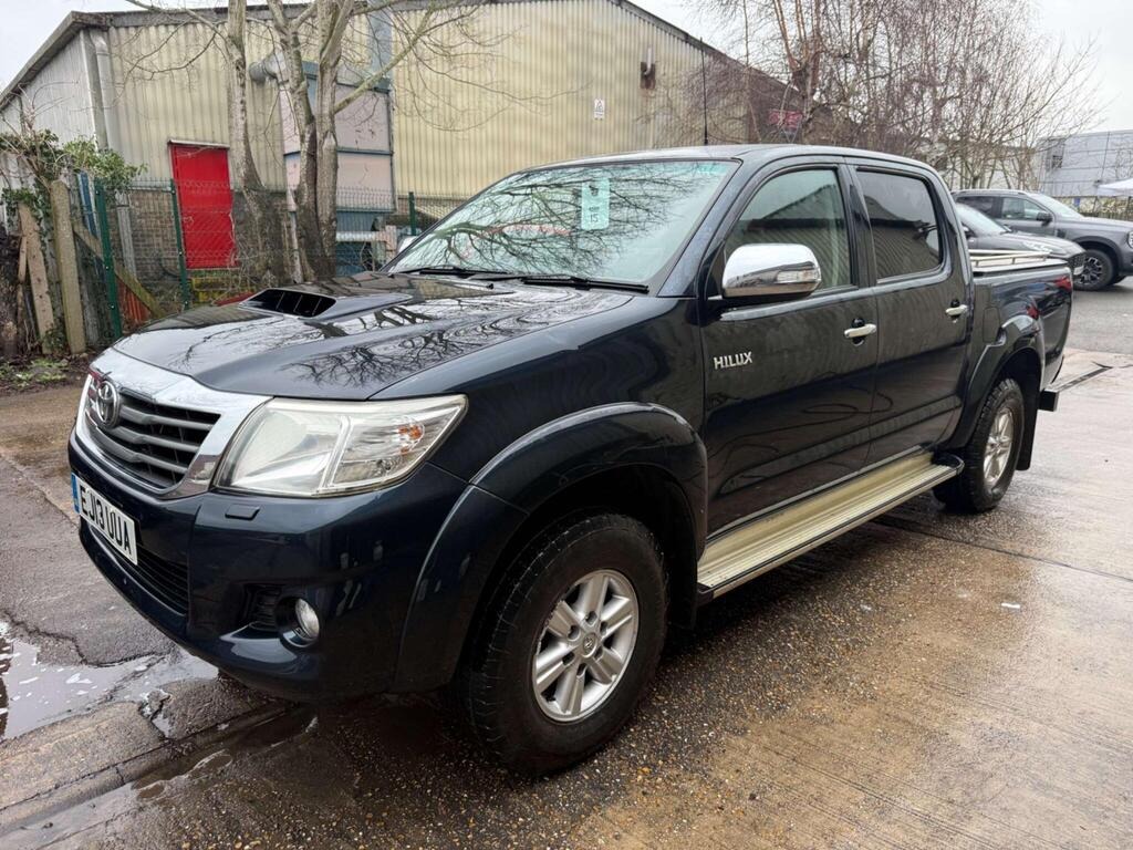 Used Toyota Hilux 2013 for sale - 77301400: Photo 2