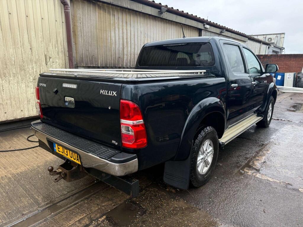Used Toyota Hilux 2013 for sale - 77301400: Photo 3