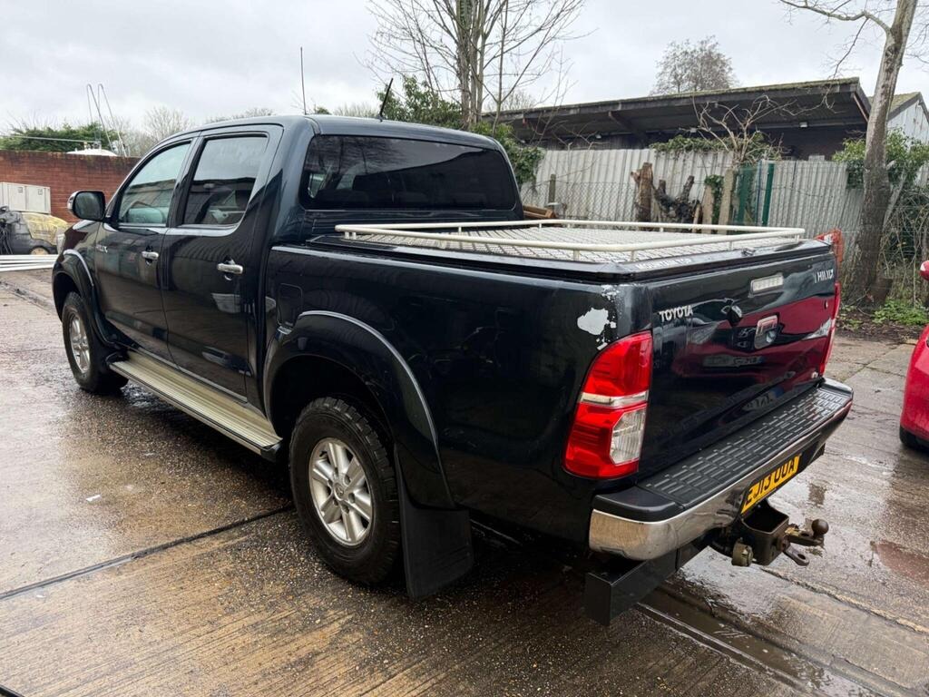 Used Toyota Hilux 2013 for sale - 77301400: Photo 5