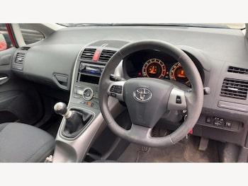 Used Toyota Auris 2011 for sale - 78305927: Photo