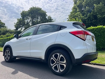 Used Honda HR-V 2015 for sale - 79038235: Photo